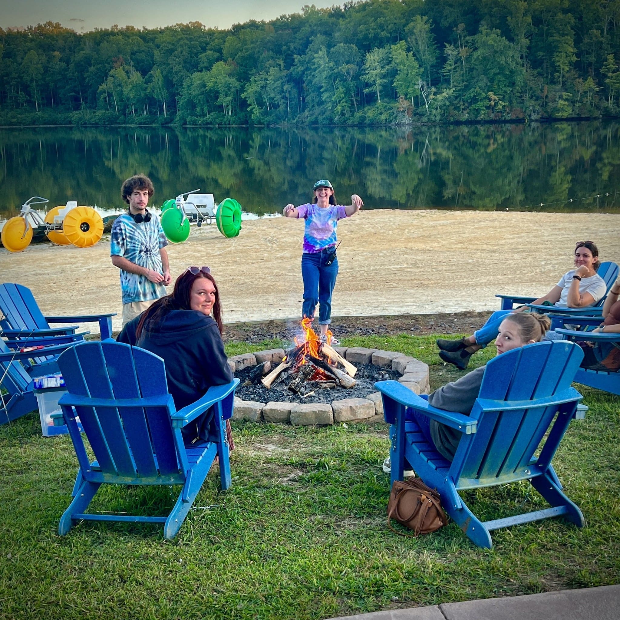 Top 5 Reasons to Plan Your Midweek Lakeside Escape