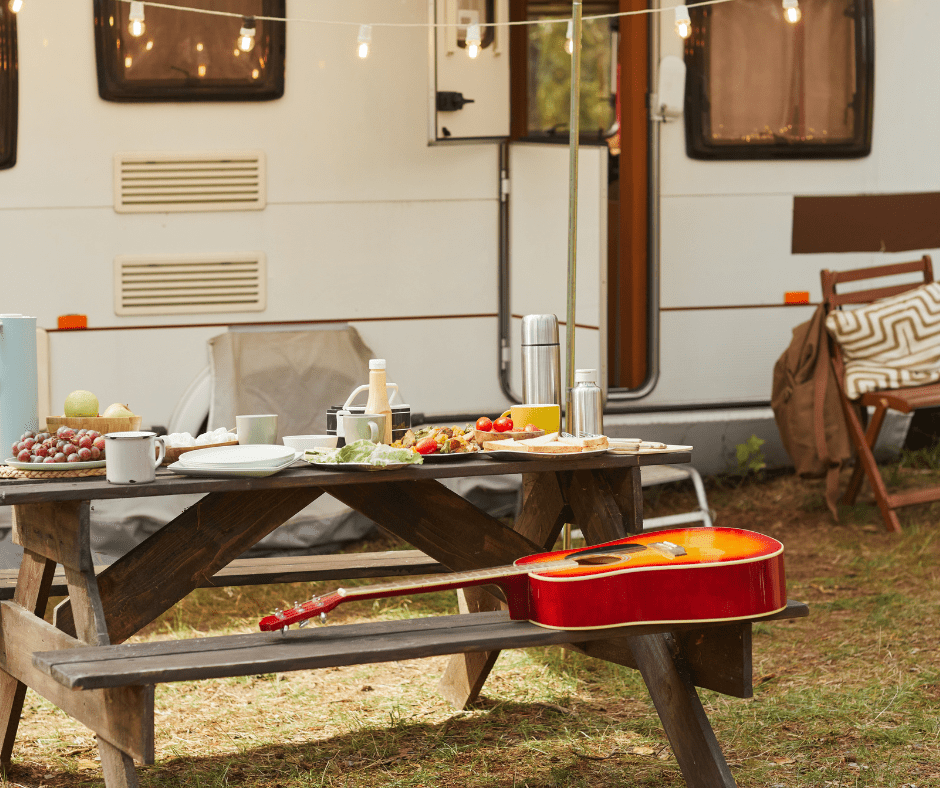 Outdoor picnic table at an RV site at Wilderness Presidential Resort